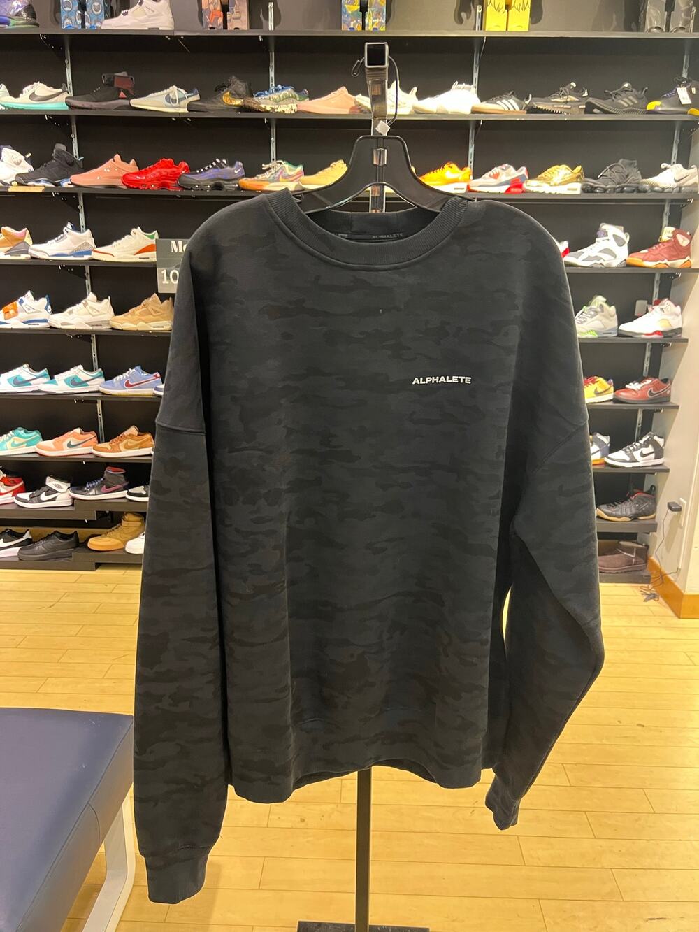 Alphalete Crewneck Sweater Sz L